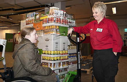 Zanna Petersson och hennes chef på Willys