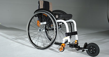 Quickies trejde hjul monterat på en rullstol